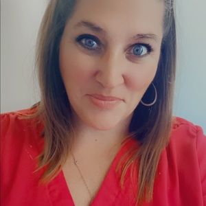 Meet your Posher, Nikkii